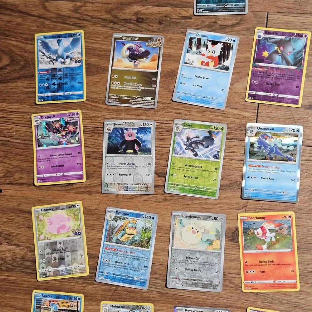 Lot‎ of 31 Pokemon TCG Cards Reverse Holo Tyranitar Articuno Lapras Pokemon GO